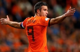 电子竞技官网-库里在中国队比赛中逆转，比分优势明显引发热议！